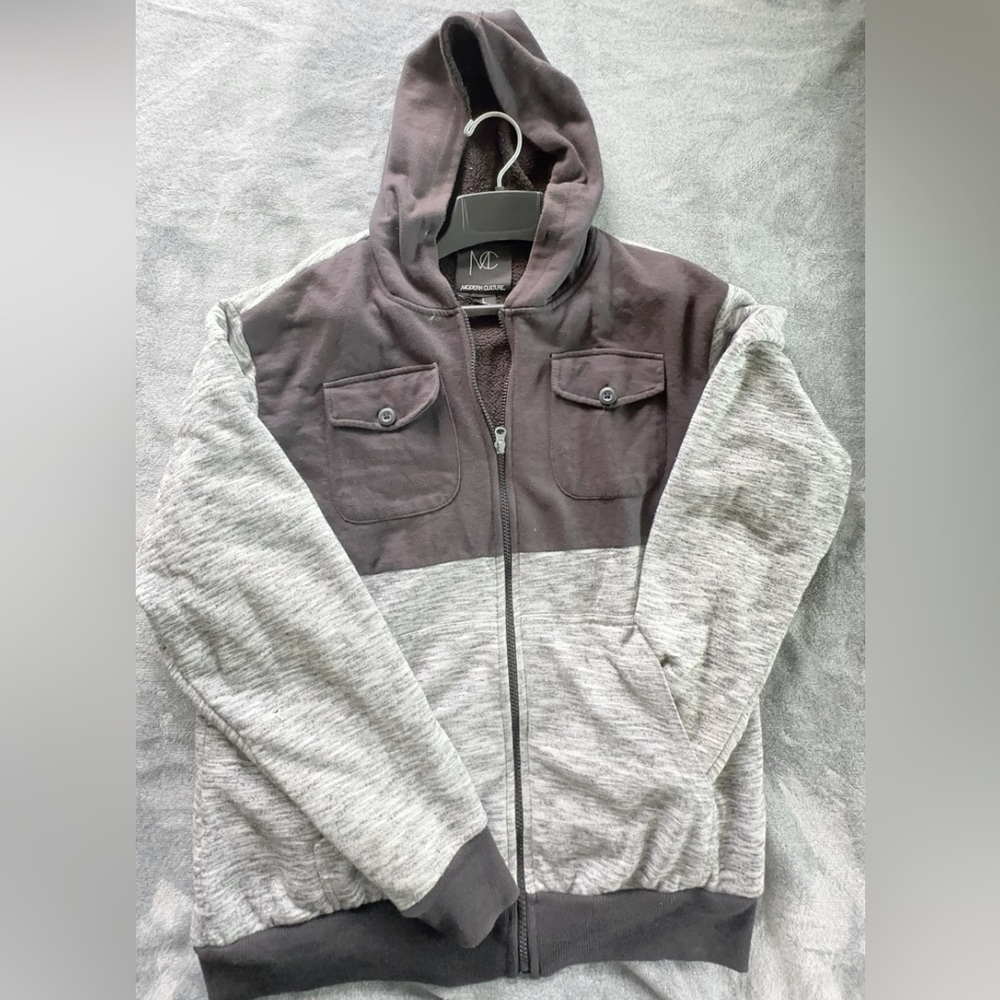 COZY ZIP-UP
